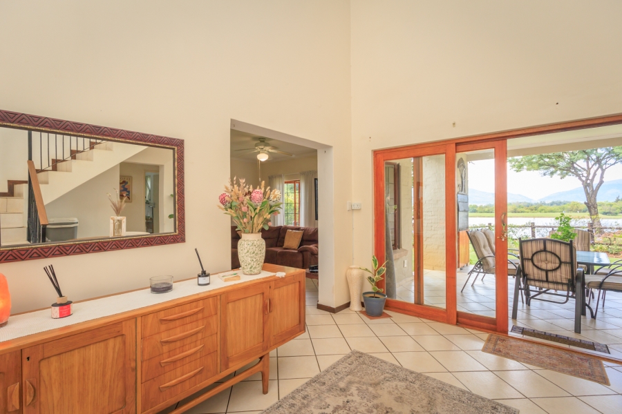 3 Bedroom Property for Sale in The Coves North West